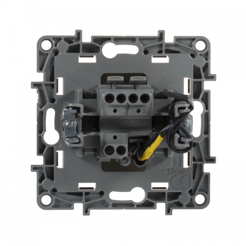 Выключатель 1-кл. СП Etika 10А IP20 250В 10AX с подсветкой/индикацией безвинт. зажимы механизм сл. кость Leg 672303 672303