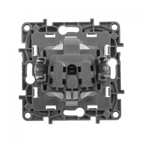 Розетка 1-м СП Etika 16А IP20 250В 2P без заземл. немецк. стандарт винт. клеммы механизм бел. Leg 672220 672220