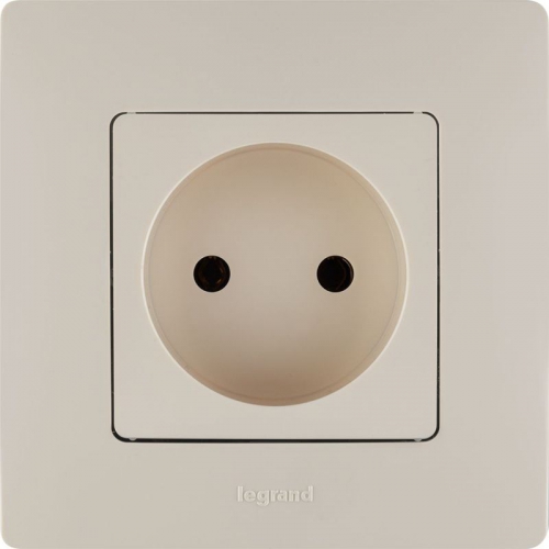 Розетка 1-м СП Etika 16А IP20 250В 2P без заземл. немецк. стандарт винт. клеммы механизм сл. кость Leg 672320 672320