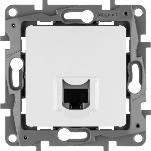 Розетка компьютерная 1-м СП Etika RJ45 кат.5E UTP механизм бел. Leg 672241 672241