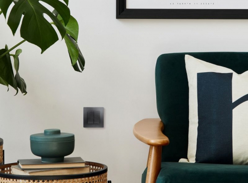 Выключатель 2-кл. СП Etika 10А IP20 250В 10AX авт. зажимы механизм антрацит Leg 672602 672602