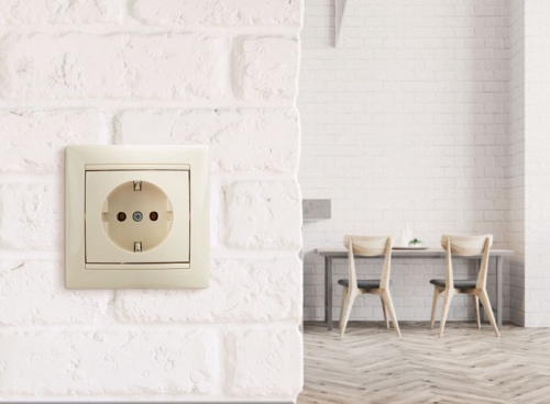 Механизм розетки 1-м СП Valena с заземл. сл. кость Leg 774320 774320