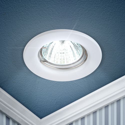 Светильник ST1 WH штампован. MR16 12В 50Вт бел. ЭРА C0043797 C0043797