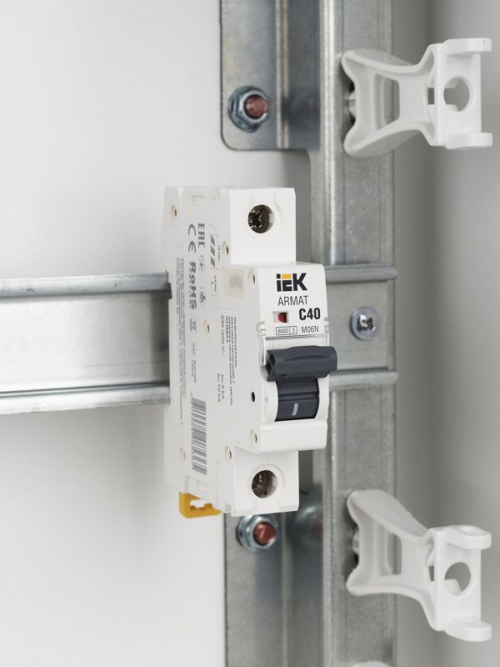 Выключатель автоматический 1п C 40А M06N ARMAT IEK AR-M06N-1-C040 AR-M06N-1-C040