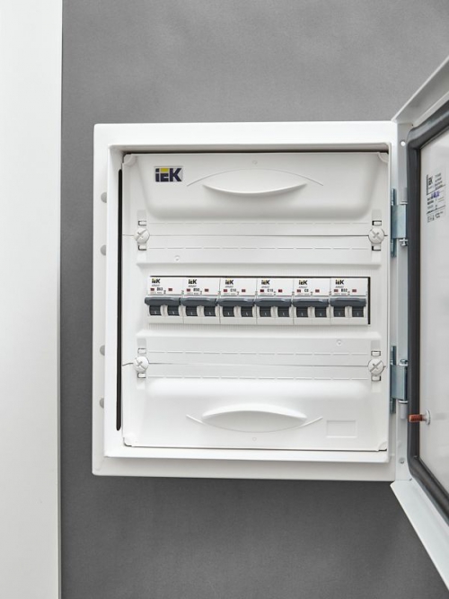 Выключатель автоматический 2п C 16А M06N ARMAT IEK AR-M06N-2-C016 AR-M06N-2-C016