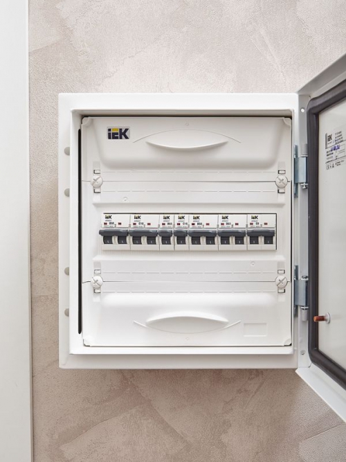 Выключатель автоматический 1п C 16А M10N ARMAT IEK AR-M10N-1-C016 AR-M10N-1-C016