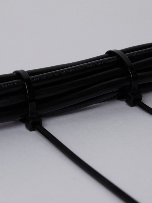 Хомут кабельный 4.8х300 нейл. черн. (уп.100шт) ИЭК UHH32-D048-300-100 UHH32-D048-300-100