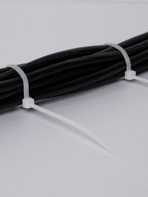 Хомут кабельный 3.6х200 нейл. бел. (уп.100шт) ИЭК UHH31-D036-200-100 UHH31-D036-200-100