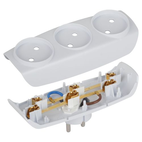 Разветвитель 3-м без заземл. 16А IP20 SP-3-W бел. Эра C0045527 C0045527
