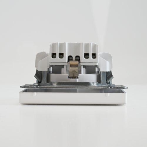 Розетка ArtGallery 16А с заземл. защ. шторки механизм лотос SE GAL001345 GAL001345