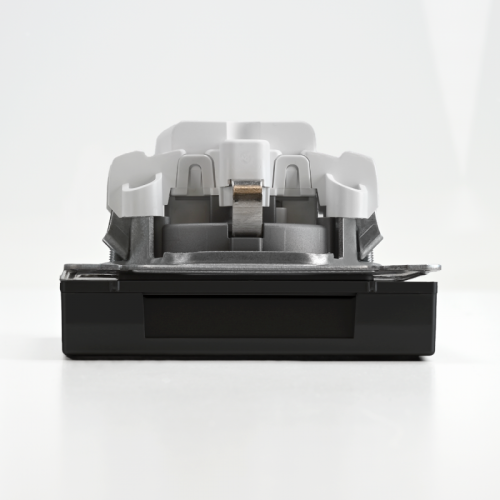 Розетка ArtGallery 16А IP20 с заземл. защ. шторки с крышкой механизм базальт SE GAL001446 GAL001446