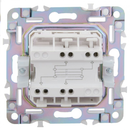 Выключатель перекрестный 1-кл. SKANDY 10А SK-V03W арктич. бел. IEK SK-V13-0-10-K01 SK-V13-0-10-K01