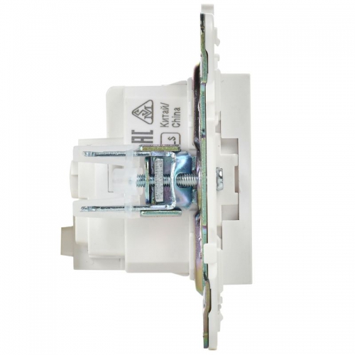 Розетка SKANDY 16А с заземл. без защ. шторок SK-R05W арктич. бел. IEK SK-R11-16-K01 SK-R11-16-K01