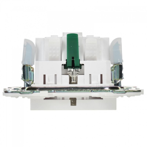 Розетка SKANDY 16А с заземл. защ. штроки SK-R04W арктич. бел. IEK SK-R14-16-K01 SK-R14-16-K01