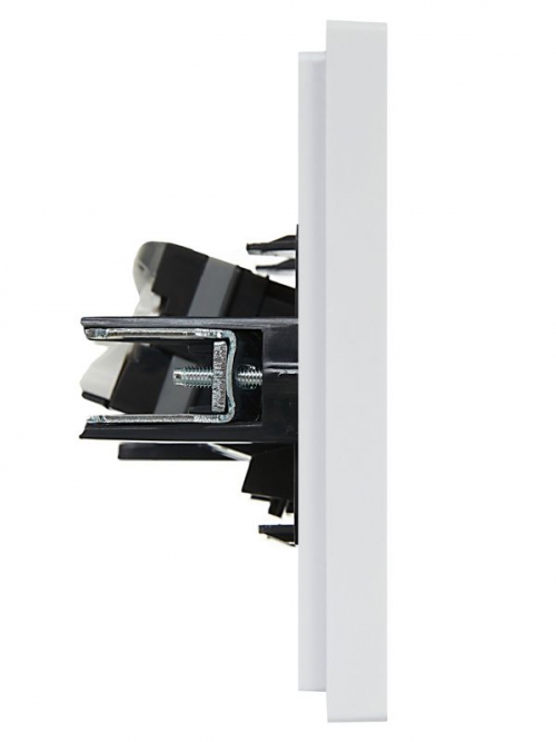 Розетка компьютерная RJ45 кат.5E FORTE&PIANO FP232 бел. IEK FP-K10-1-K01 FP-K10-1-K01