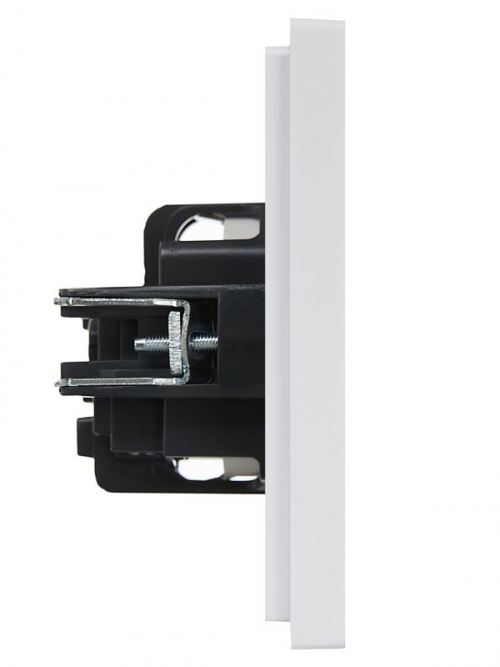 Розетка СП FORTE&PIANO FP215 16А с заземл. защ. шторки винт. крепл. бел. IEK FP-R14-16-K01 FP-R14-16-K01