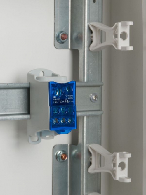 Блок распределительный на DIN-рейку РБД-160А ИЭК RBD-160 RBD-160