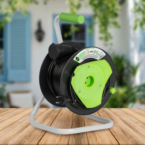 Удлинитель на пластик. катушке 1х40м без заземл. GAZ-2x1-40m Greenline ПВС 2х1 Эра Б0065109 Б0065109