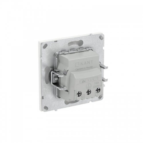 Розетка силовая KANT 2P+E без шторки бел. магнолия DKC 7000033 7000033