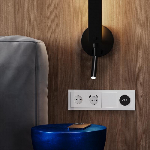 Розетка 1-м СП S70 16А с USB A+A с заземл. защ. шторки механизм бел. матов. Voltum VLS040402 VLS040402