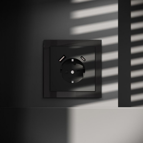 Розетка 1-м СП S70 16А с USB A+С с заземл. защ. шторки механизм черн. матов. Voltum VLS040508 VLS040508