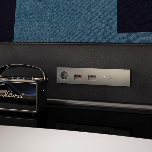 Розетка компьютерная 1-м СП S70 RJ45 кат.6 механизм шелк Voltum VLS060104 VLS060104