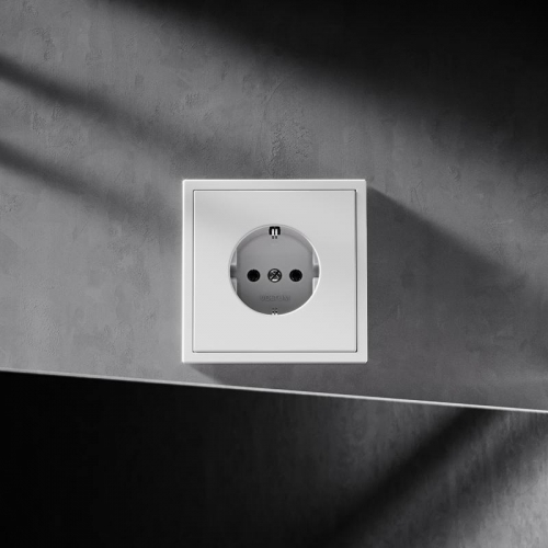 Рамка 1-м S70 пластик. титан Voltum VLS100106 VLS100106