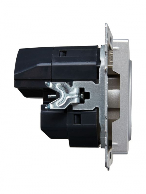 Розетка BRITE РЮш10-2-БрА 16А с USB A+A 3.1А с заземл. защ. шторки алюм. IEK BR-R14-16-U21-D31-K47 BR-R14-16-U21-D31-K47