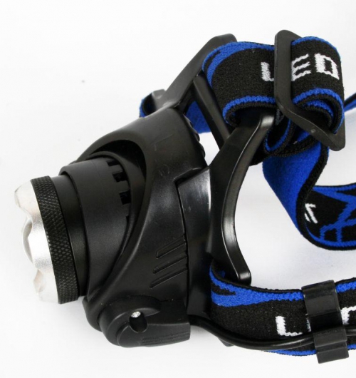 Фонарь налобный E150 (аккум. 220В CREE 3Вт пласт. бокс; черн.) Ultraflash 12188 12188