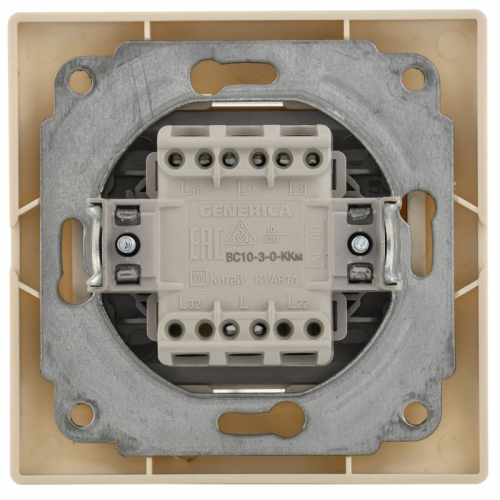 Выключатель 3-кл. СП КВАРТА 10А IP20 крем. ИЭК EVK30-K33-10-DM EVK30-K33-10-DM