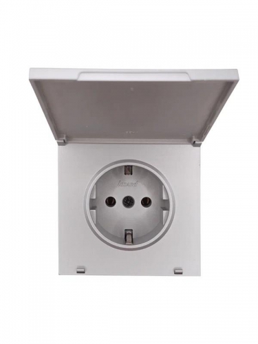 Розетка 1-мест. с/з с крышкой ПБТ СП ZIMA IP20 16А безвинт. зажим сер. матов. LEZARD 704-7488-123BQC 704-7488-123BQC