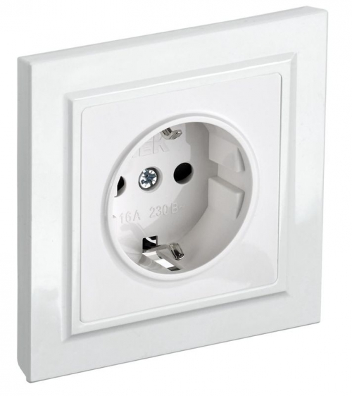 Розетка BRITE РСР14-1-0-БрБ 16А в сборе с заземл. защ. шторки бел. IEK BR-R14-16-K01-F BR-R14-16-K01-F
