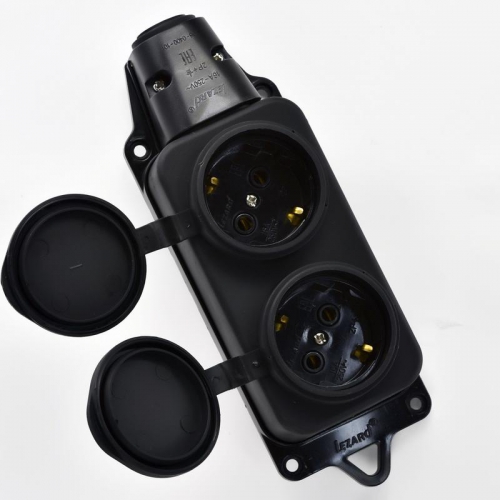Колодка 2-м 16А IP44 2P+PE 220-240В с защ. крышками каучук LEZARD 106-0400-0110/110 106-0400-0110/110