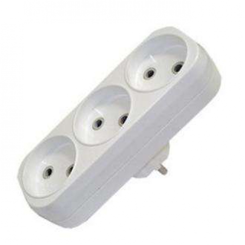 Разветвитель 3 гнезда без заземл. плоский 6А UNIVersal А203 А203