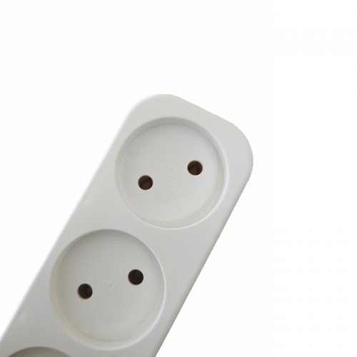 Разветвитель 3-м без заземл. 16А 250В IP20 полипропилен бел. TOKOV ELECTRIC TKL-S3-C01 TKL-S3-C01