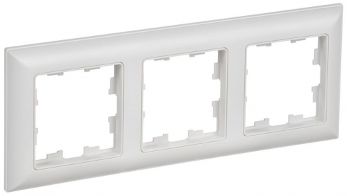 Рамка 3-м BRITE РУ-3-БрАБ арктич. бел./бел. IEK BR-M32-12-K91 BR-M32-12-K91