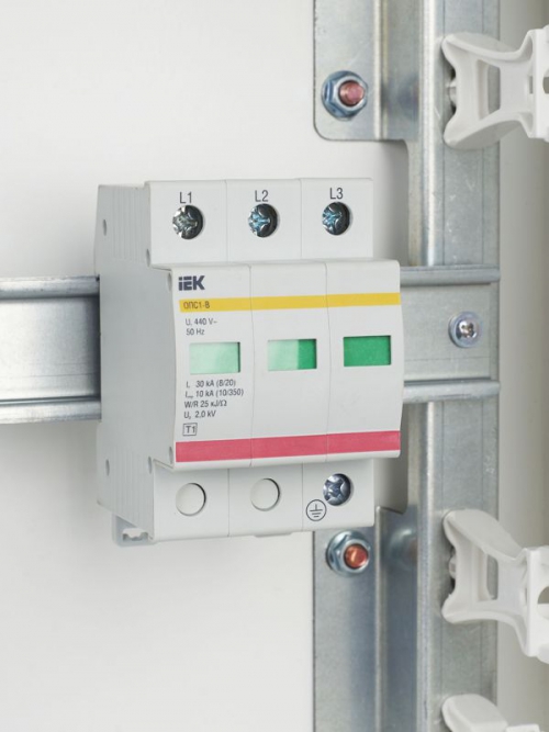 Ограничитель перенапряжения ОПС1-B 3P IEK MOP20-3-B MOP20-3-B