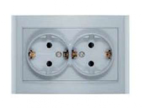 Розетка 2-м СП Бриллиант 16А IP20 с заземл. защ. шторки серебр. UNIVersal 7949797 7949797