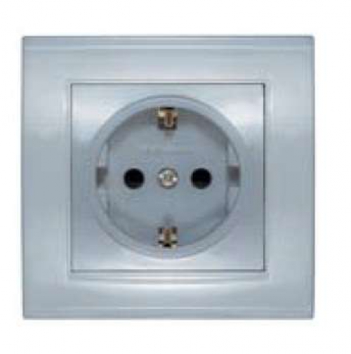 Розетка 1-м СП Бриллиант 16А IP20 с заземл. защ. шторки серебр. UNIVersal 7949889 7949889