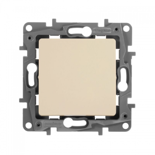 Механизм переключателя 1-кл. СП Etika 10А IP20 250В 10AX безвинт. зажимы сл. кость Leg 672305 672305