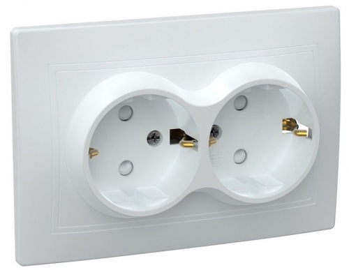 Розетка 2-м СП Кварта РСш12-3-КБ 16А IP20 с заземл. защ. шторки бел. IEK ERK21-K01-16-DM ERK21-K01-16-DM