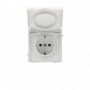Розетка силовая KANT IP44 2P+E защ. шторки с крышкой бел. песок DKC 7010013 7010013